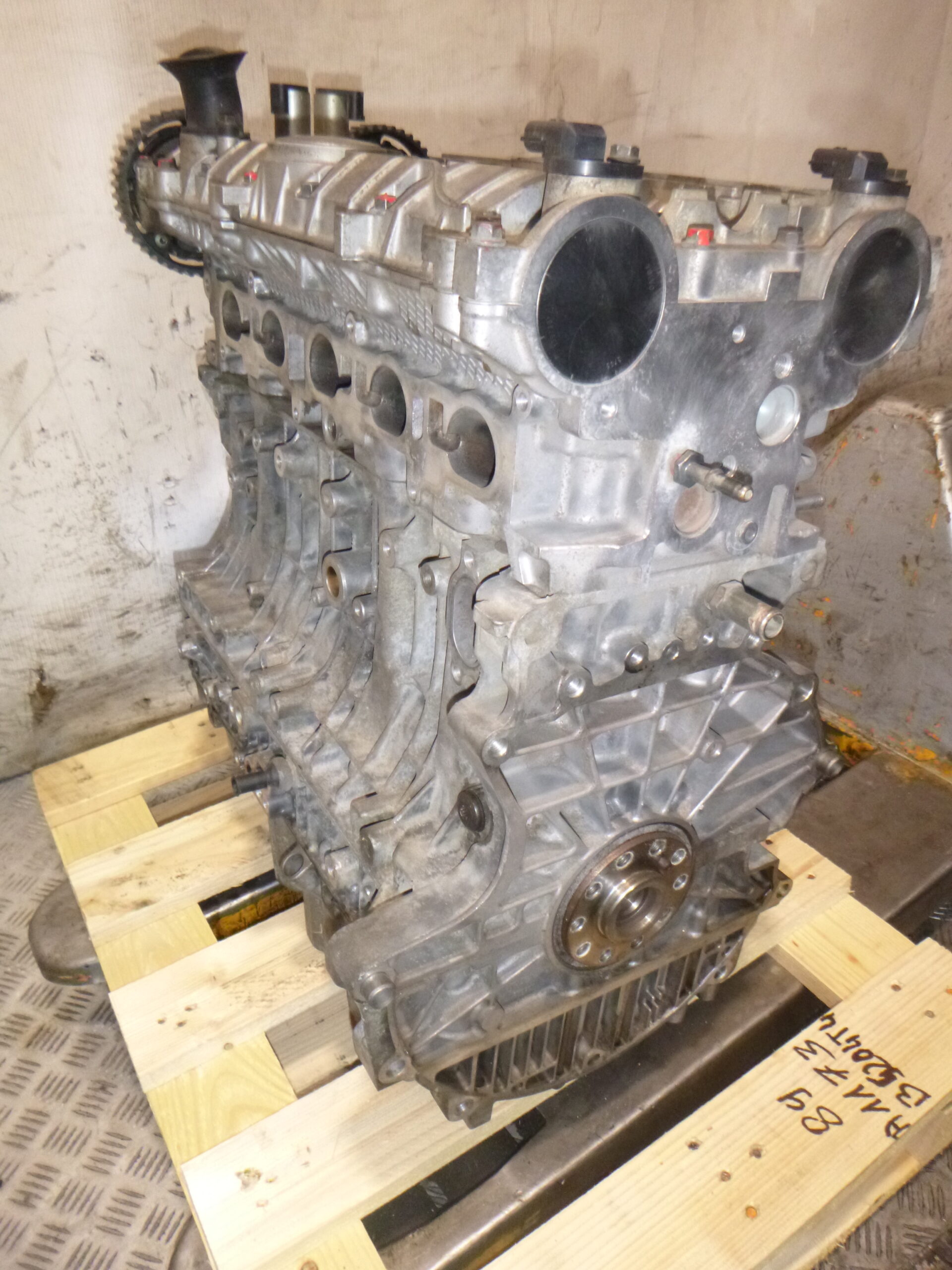 B5204T4 2.0i 120kw – Bild 2