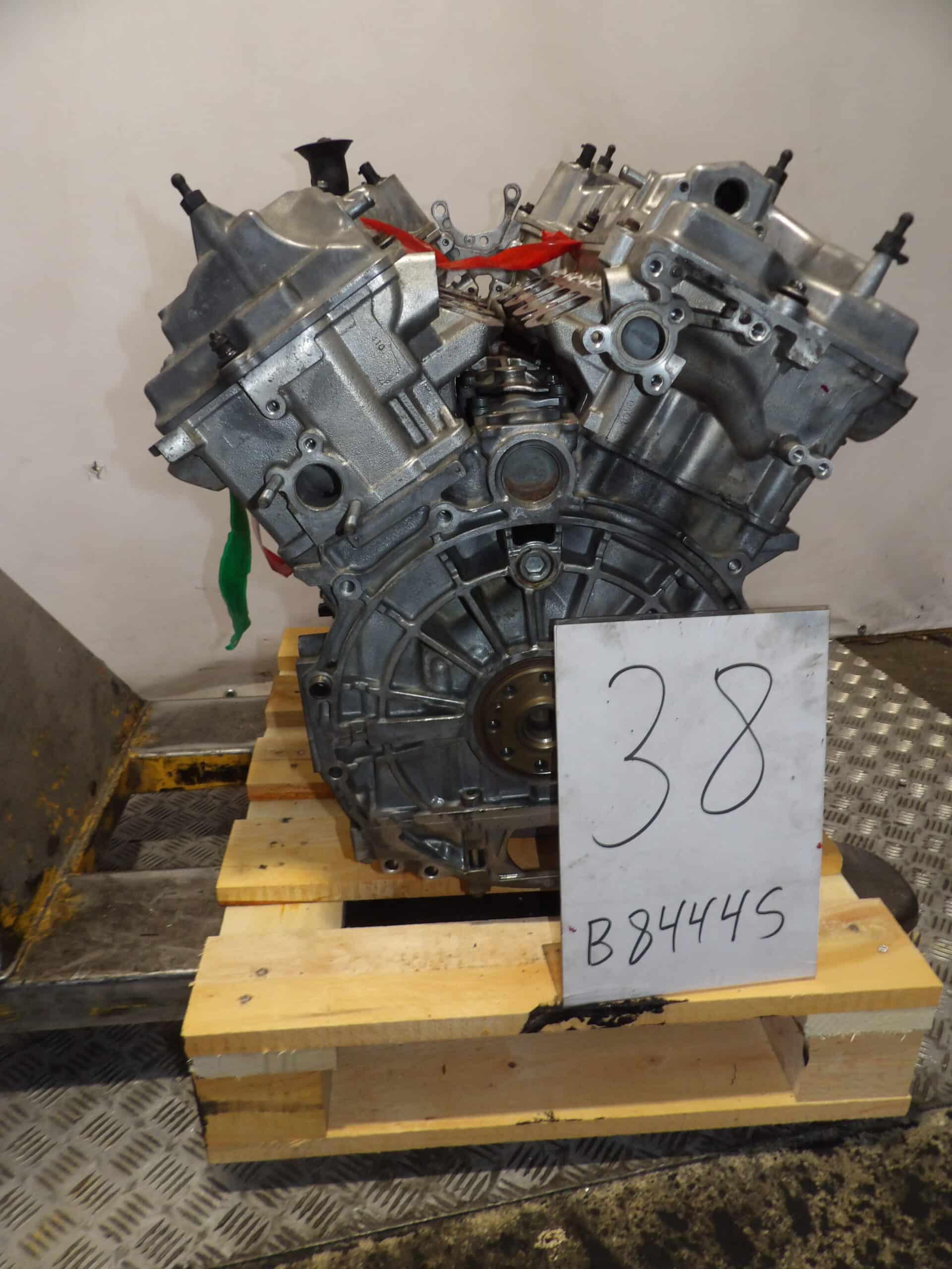 B8444S 4.4i 232kw – Bild 5